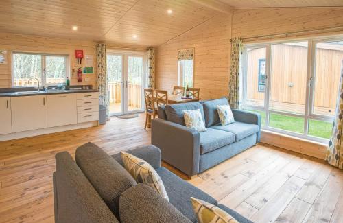 Saddleworth House | Dovestone Luxury Lodges sleeps 6 - pet free