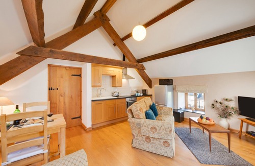 Snowdonia National Park Area House | Dowlod y Gelli - One Bedroom House, Sleeps 2