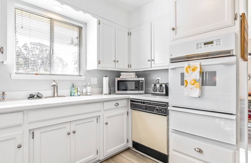 Morro Bay House | Down by the Beach!