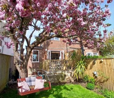 Blandford Saint Mary House | Down by the Riverside