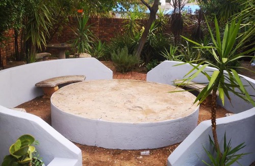 Potchefstroom House | Down to Earth Guesthouse