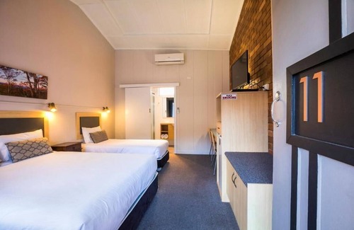 South Toowoomba Hotel | Downs Motel