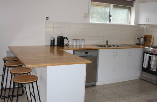 Spalding Apartment | Downstairs at Green: Executive apartment.