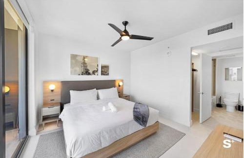 Downtown Miami Apartment | Downtown 1-BD Condo - City Views, Gym, Spa & Wellness