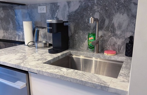 CityPlace Condo | Downtown 2 bedroom Gem with Free Parking