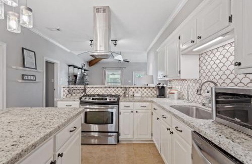 Lake Charles House | Downtown 3 Bedroom Home