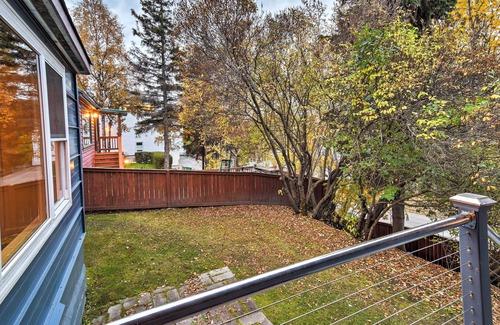 South Addition Cottage | Downtown Anchorage Home, 1 Block to Coastal Trail!