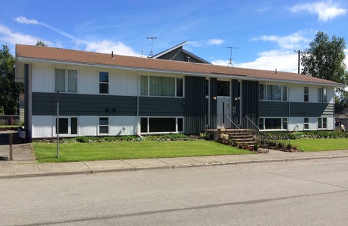 Downtown Anchorage Apartment | Downtown Anchorage Three Bedroom Furnished Apartment