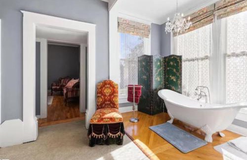 Anderson House | Downtown Anderson Stay, King Bed with Charm