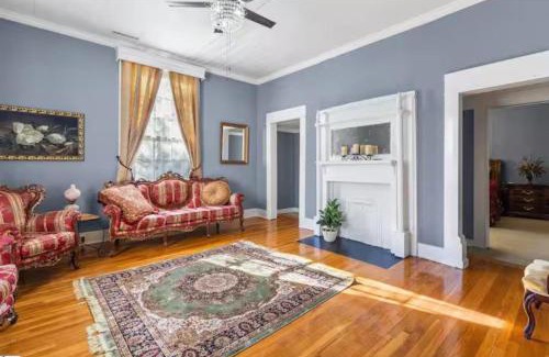Anderson House | Downtown Anderson Stay, King Bed with Charm