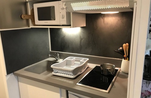 Aix-les-Bains City Center Apartment | Downtown apartment ideal for curists. rated 1 star.