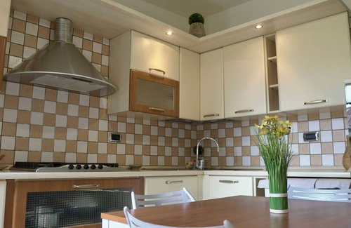Asti Apartment | Downtown apartment for couples and families.Very quiet.