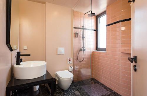 Monastiraki Apartment | Downtown Athens Lofts - The Acropolis Observatory