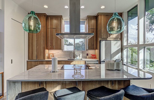Central East Austin House | Downtown Austin Gem I Pet-friendly 4BR home w/fire pit & fenced yard