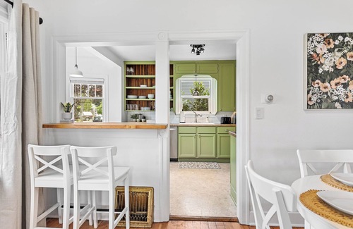 Cornwall Park House | Downtown Bellingham Burrow by Gather: Bellingham Escape w/Bike Storage & Office