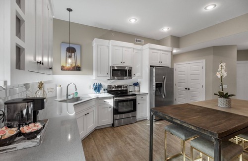 Downtown Condo | Downtown Bentonville Condo - no longer booking, please look for 3351343