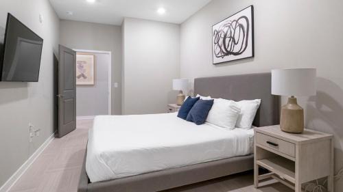 Civil Rights Historic District Apartment | Downtown Birmingham High-Rise Condos by Barsala