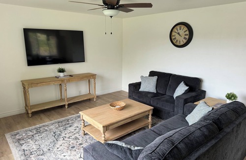 Blanding House | Downtown Blanding Bungalow