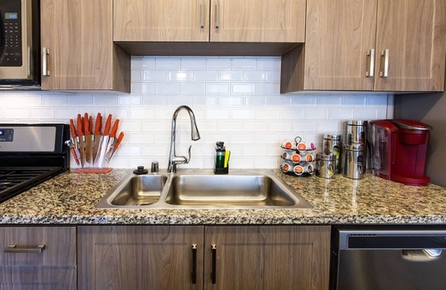 Camarillo Apartment | Downtown Camarillo*3 Resort like Pools*3 Fitness Ctrs*EVChargers*Gated*SelfChkIn