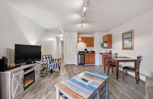 Charlevoix Condo | Downtown Charlevoix Lake Town Living | Indoor/Outdoor Pool | Dog Friendly