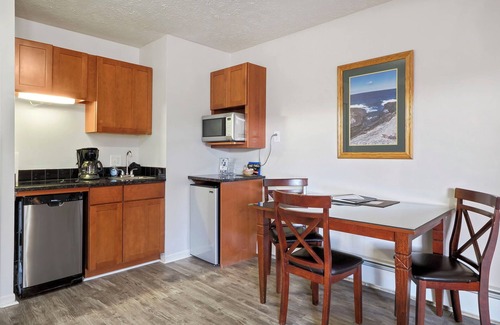 Charlevoix Condo | Downtown Charlevoix Lake Town Living | Indoor/Outdoor Pool | Dog Friendly