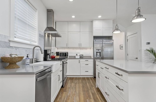St. Augustine House | Downtown Charmer with Pool - Perfect for Couples or Small Families!