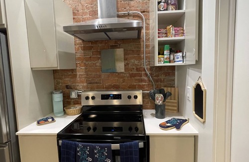Over-the-Rhine Apartment | Downtown Cincinnati Oasis