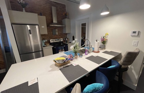 Over-the-Rhine Apartment | Downtown Cincinnati Oasis