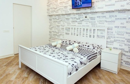Bucharest City-Centre Apartment | Downtown City Studio
