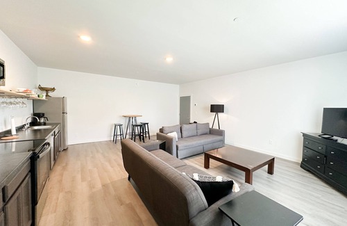 Clarksville Apartment | Downtown Clarksville’s Perfect Location!