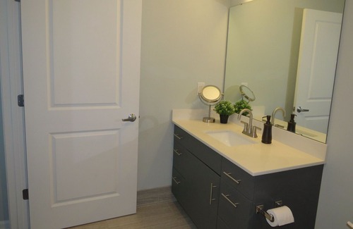 Midtown - Westport Condo | Downtown Condo 2 bed 2 bath + Private Balcony