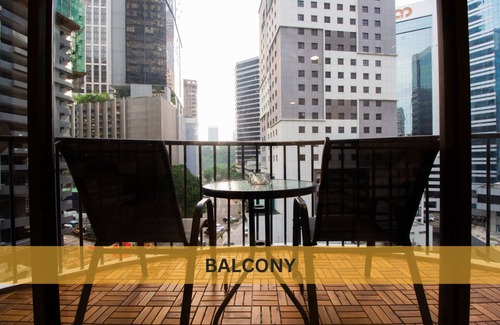 Bukit Bintang Apartment | Downtown Condo KL For 9~18 Pax, Walk to Nightlife, MRT, KL Tower & Pavillion
