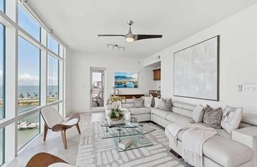 Golden Gate Point Apartment | Downtown Condo with Bay and City Views
