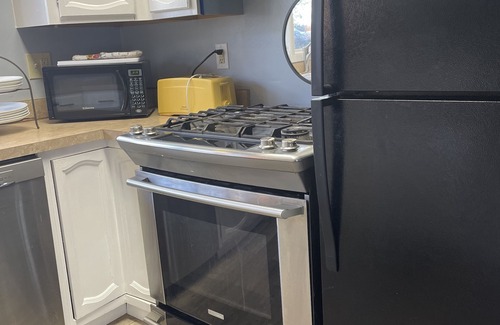 Downtown Anchorage House | Downtown/Corporate/Individuals