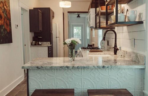 Downtown House | Downtown Cottage