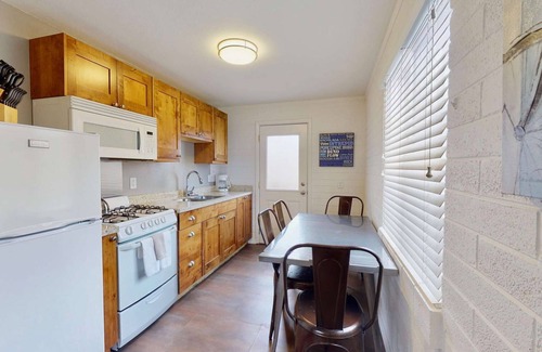 Moab Condo | Downtown Cozy Home Base - Purple Sage 8