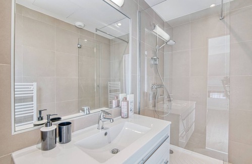 Toulouse East Condo | Downtown duplex 70m2 - Air-conditioned - Wi-Fi