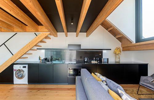 Centro / Baixa Apartment | Downtown Duplex w/Amazing Terrace by LovelyStay