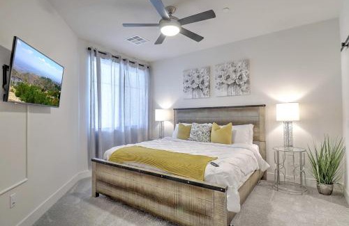 North Scottsdale Apartment | Downtown Escape - Pool -King Bed -Parking G3047
