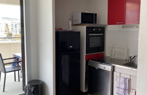 La Lironde Apartment | Downtown family apartment with terrace