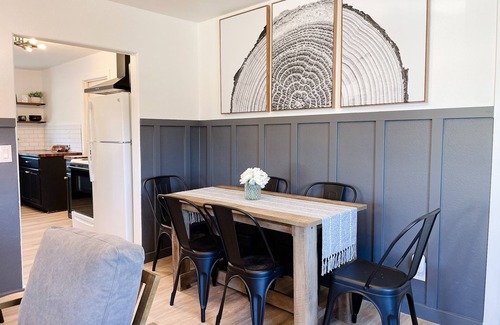 Redmond House | Downtown Getaway- Walk to Breweries, Restaurants, and Shopping!
