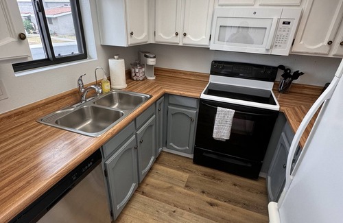 Gilbert Homes Condo | Downtown Gilbert Gem - Recently Updated
