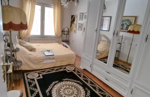Old Town Apartment | Downtown Green Oasis Apartments