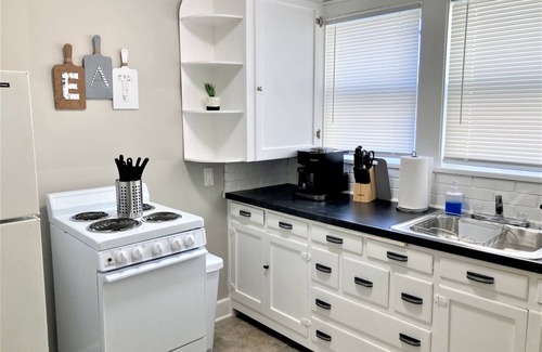 Bloomington Apartment | Downtown Historic Studio