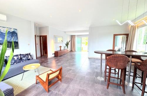 Nong Chaeng Villa | Downtown Hua Hin Villa