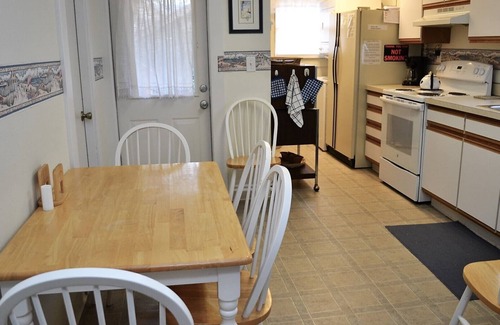 Seaside House | Downtown Just Steps to Beach Near the Turnaround; Ground Floor