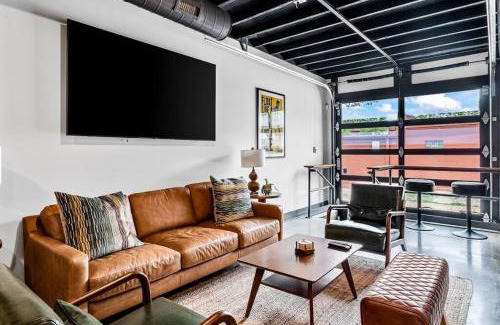 Butchertown House | Downtown Kentucky Home Perfect for Groups
