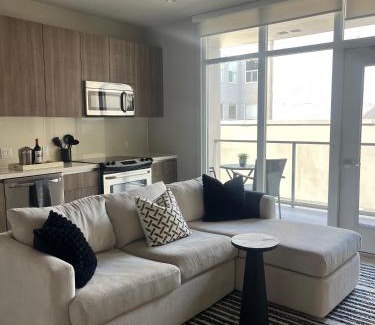 Financial District Apartment | DOWNTOWN LA luxury 1 bedroom