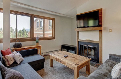 Breckenridge Condo | Downtown Location Great Amenities Ski-in Next to Gondola