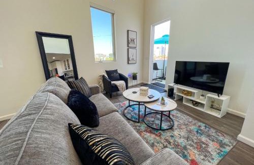 Historic Filipinotown Apartment | Downtown Los Angeles Skyline balcony view Modern Penthouse